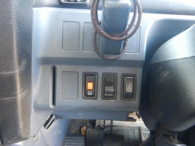 HINO PROFIA 2007 Image 31