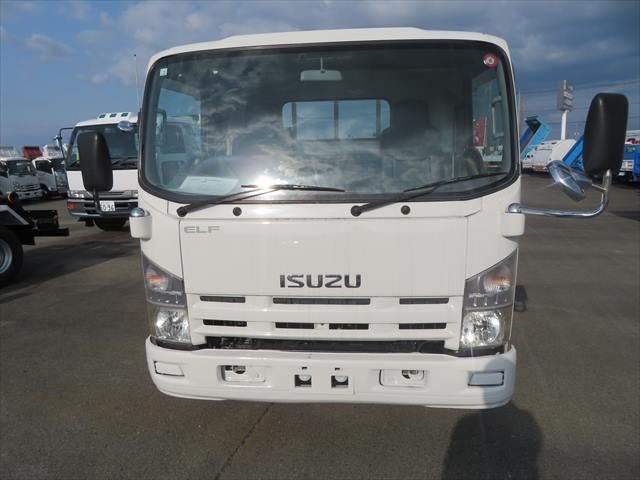 ISUZU ELF 2011 Image 31