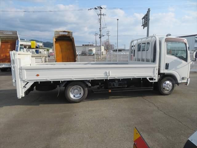ISUZU ELF 2011 Image 31
