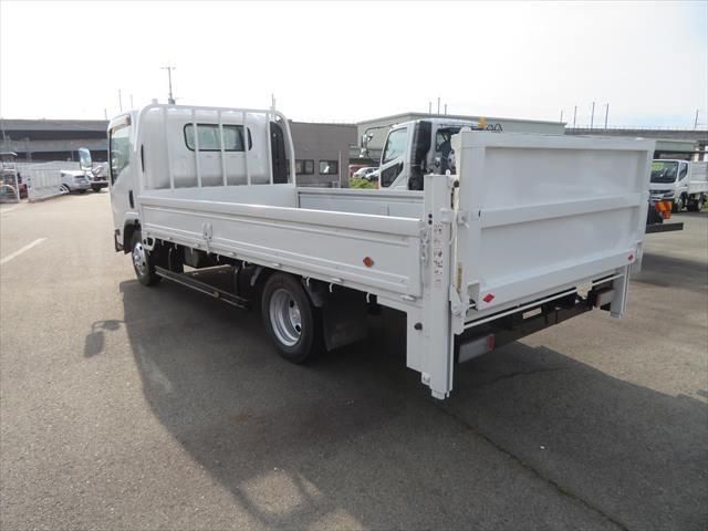 ISUZU ELF 2011 Image 31