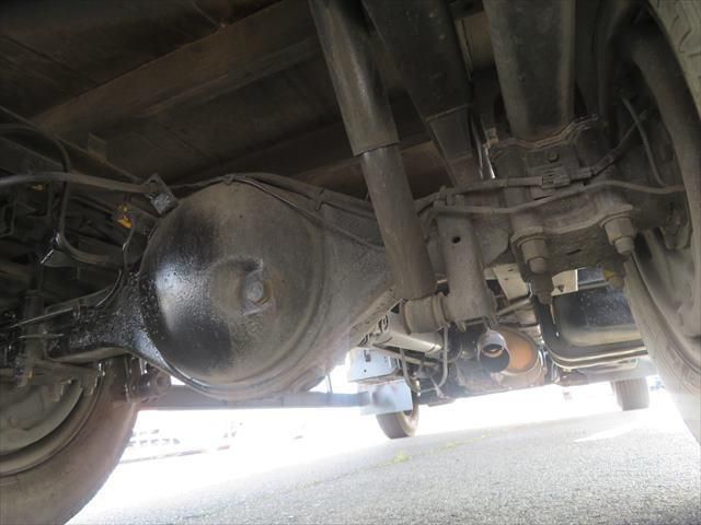 ISUZU ELF 2011 Image 31