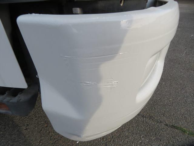 ISUZU ELF 2011 Image 31