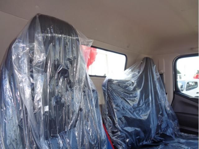 MITSUBISHI CANTER 2024 Image 31