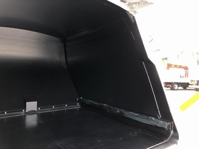 MITSUBISHI CANTER 2024 Image 31