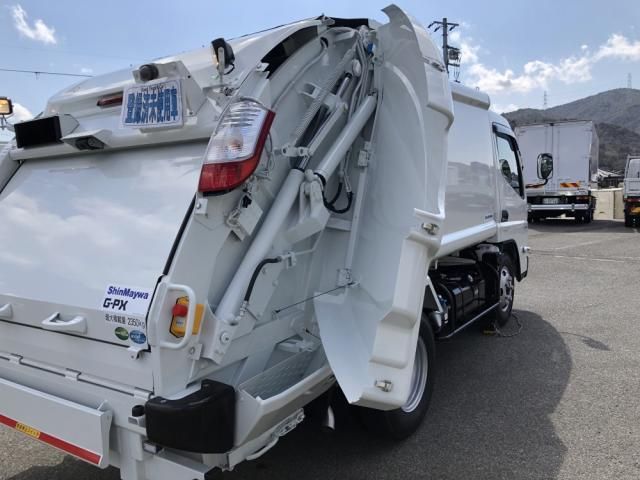 MITSUBISHI CANTER 2024 Image 31