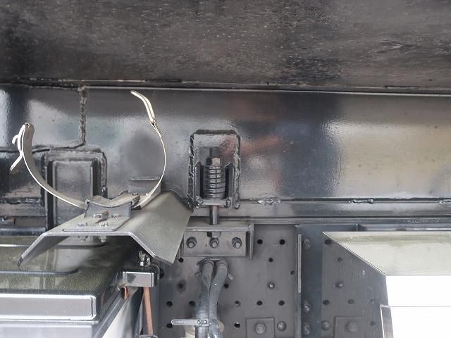 ISUZU ELF 2010 Image 31