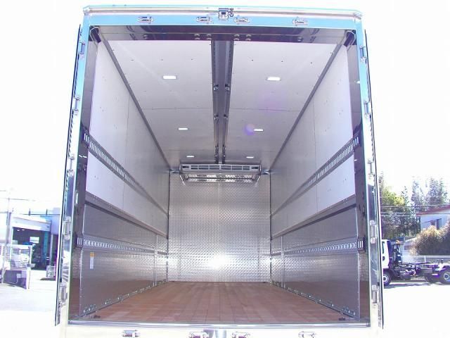 MITSUBISHI FUSOU FIGHTER 2024 Image 31