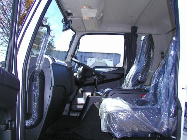 MITSUBISHI FUSOU FIGHTER 2024 Image 31