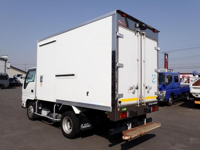 ISUZU ELF 2014 Image 31