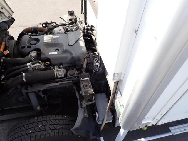 ISUZU ELF 2014 Image 31