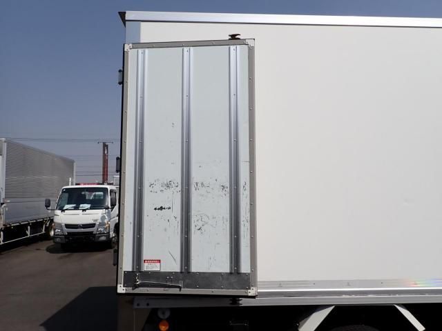 ISUZU ELF 2014 Image 31