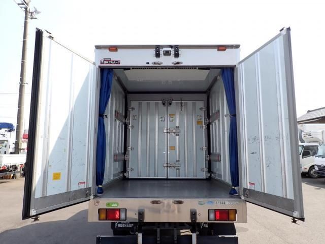 ISUZU ELF 2014 Image 31