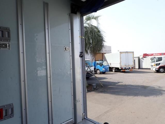 ISUZU ELF 2014 Image 31