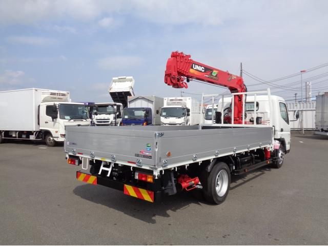MITSUBISHI CANTER 2024 Image 31