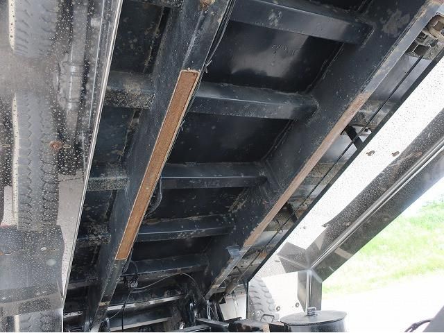 MITSUBISHI FUSOU SUPER GREAT 2015 Image 31