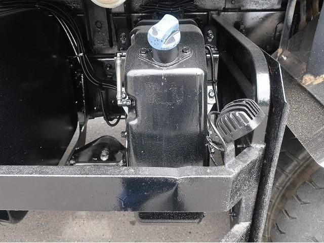 MITSUBISHI FUSOU SUPER GREAT 2015 Image 31