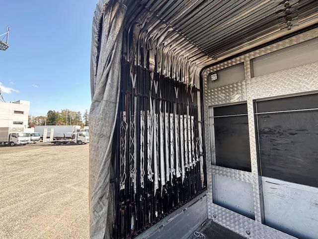 NISSAN DIESEL QUON 2021 Image 31