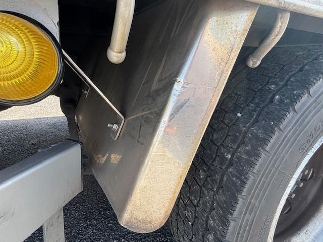 NISSAN DIESEL QUON 2021 Image 31