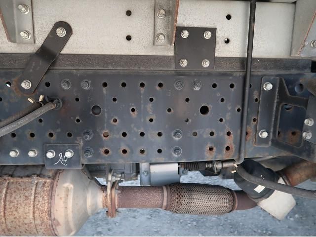 ISUZU ELF 2017 Image 31