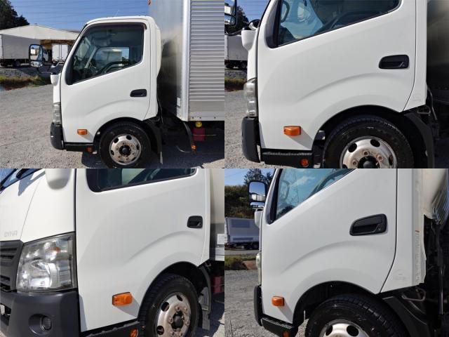 TOYOTA DYNA 2012 Image 31