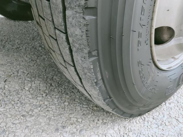 NISSAN DIESEL BIGTHUMB 2000 Image 31