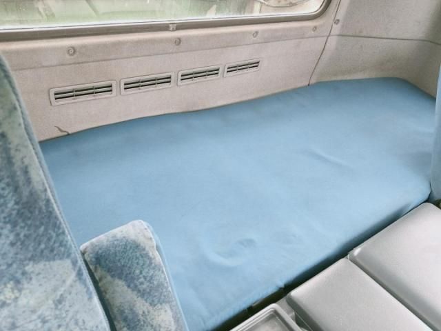 NISSAN DIESEL BIGTHUMB 2000 Image 31