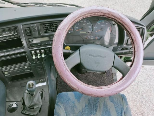 NISSAN DIESEL BIGTHUMB 2000 Image 31