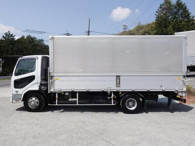 MITSUBISHI FUSOU FIGHTER 2011 Image 31