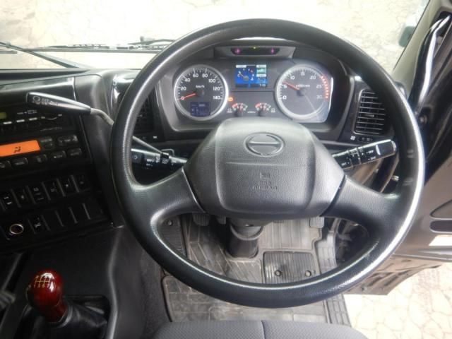 HINO PROFIA 2015 Image 31