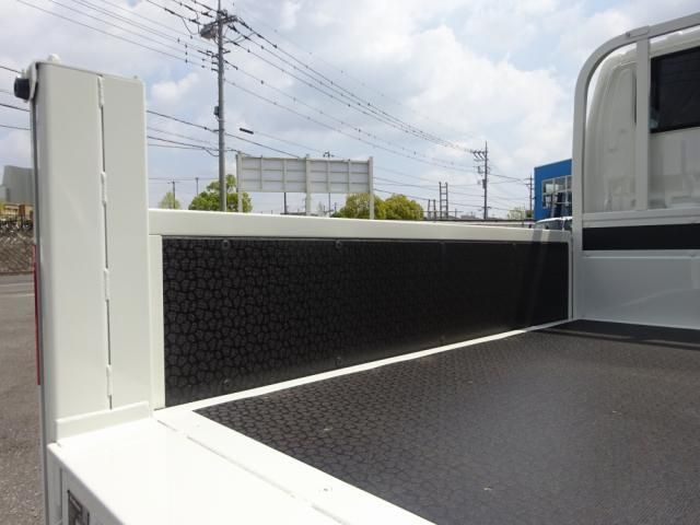 HINO DUTRO 2024 Image 31