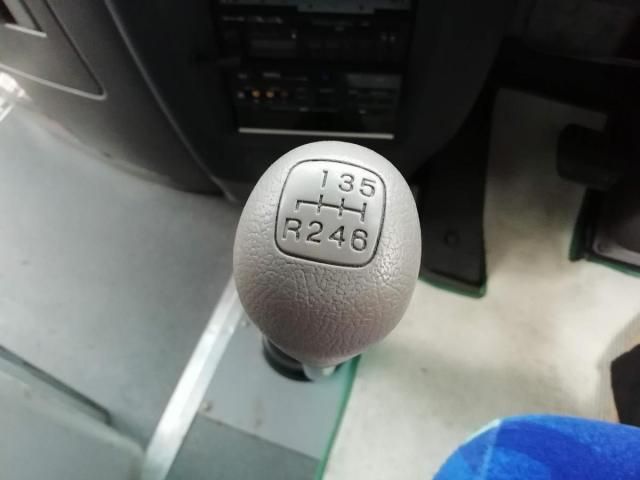 ISUZU GALA MIO 2012 Image 31