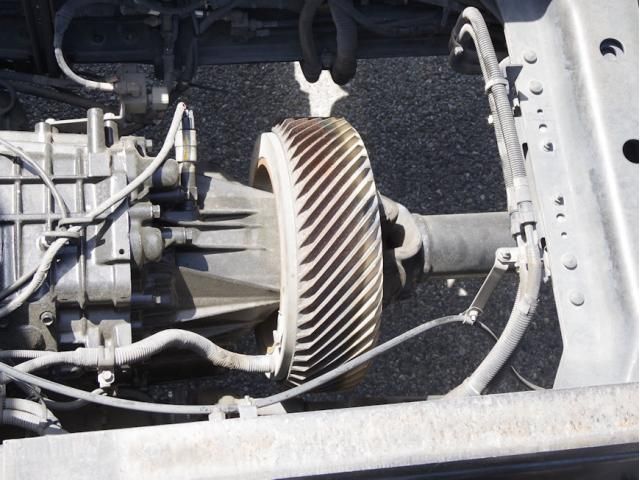 NISSAN DIESEL QUON 2014 Image 31