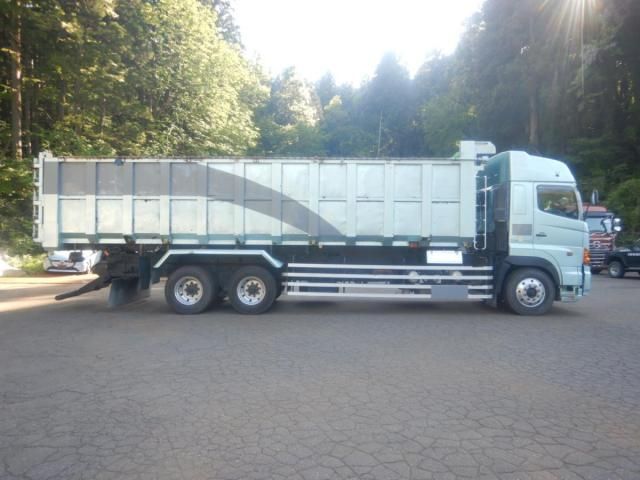 HINO PROFIA 2005 Image 31