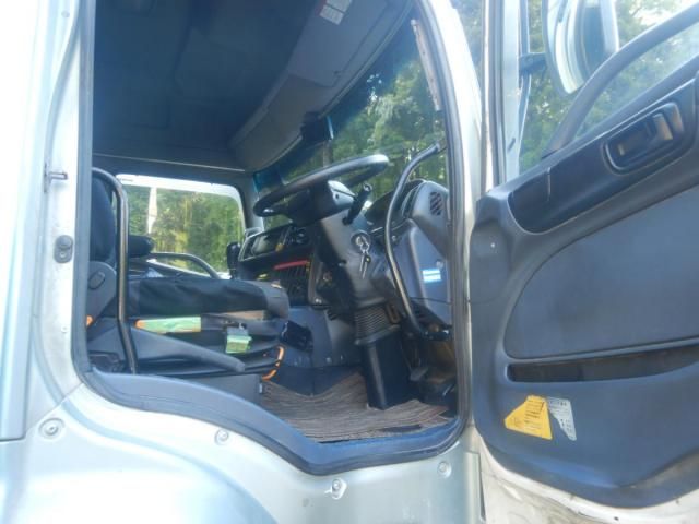 HINO PROFIA 2005 Image 31