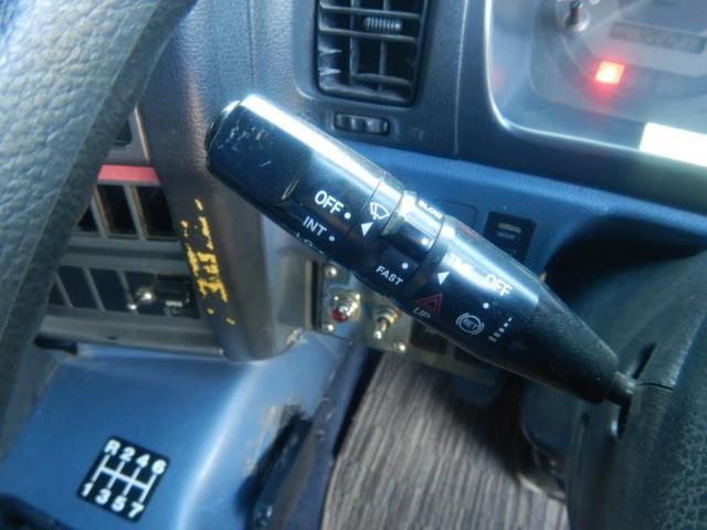 HINO PROFIA 2005 Image 31