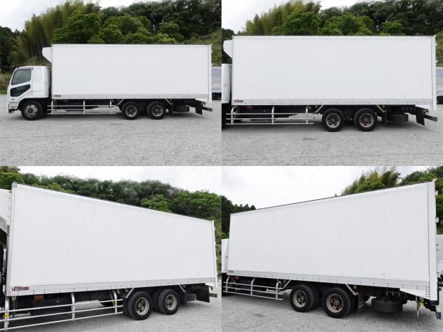 MITSUBISHI FUSOU FIGHTER 2009 Image 31