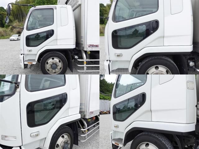 MITSUBISHI FUSOU FIGHTER 2009 Image 31