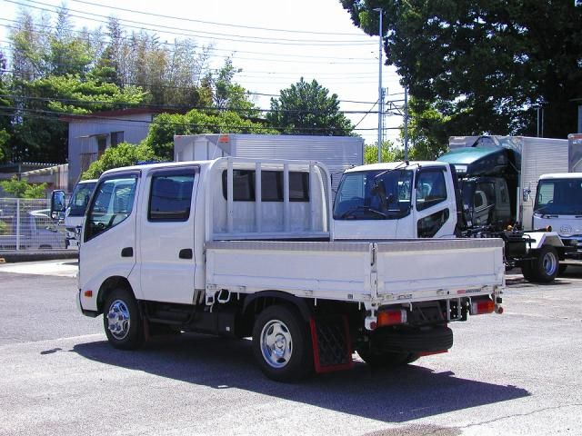 HINO DUTRO 2021 Image 31