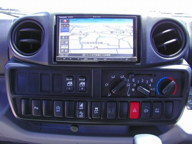 HINO DUTRO 2021 Image 31