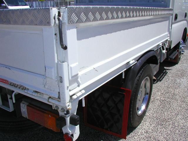 HINO DUTRO 2021 Image 31