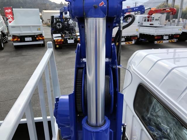 MITSUBISHI CANTER 2025 Image 31