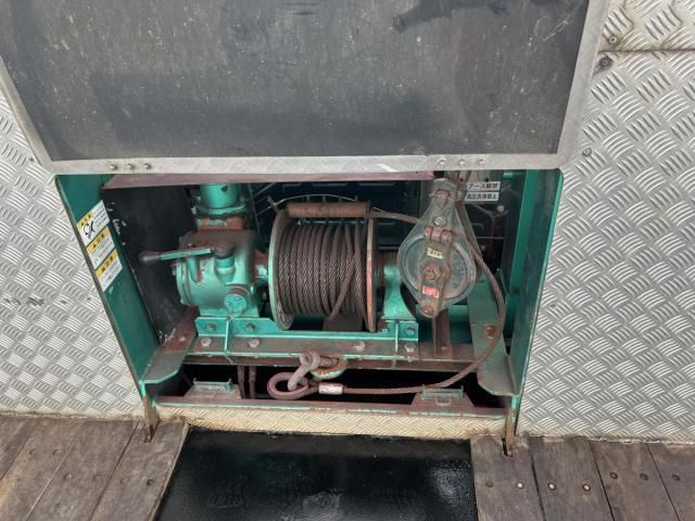 NISSAN DIESEL QUON 2011 Image 31