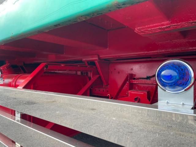 NISSAN DIESEL QUON 2011 Image 31