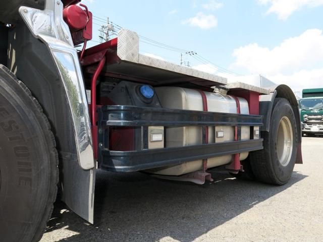 NISSAN DIESEL QUON 2019 Image 31