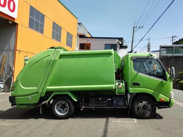 HINO DUTRO 2014 Image 31
