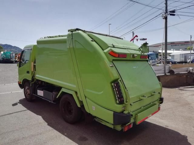 HINO DUTRO 2014 Image 31