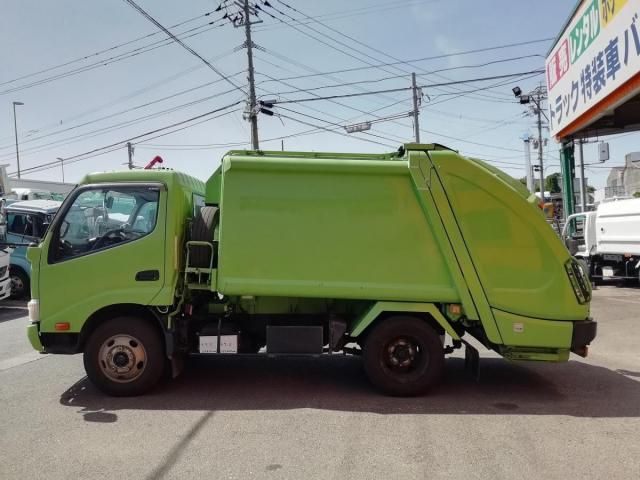 HINO DUTRO 2014 Image 31