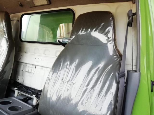 HINO DUTRO 2014 Image 31