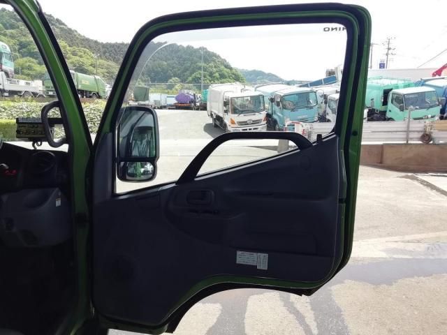 HINO DUTRO 2014 Image 31