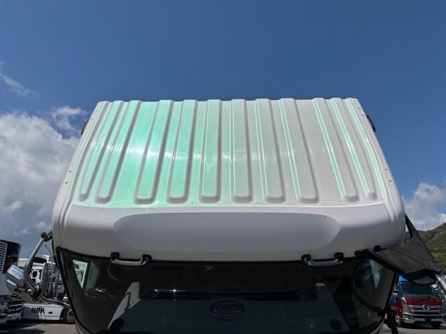 NISSAN DIESEL QUON 2014 Image 31